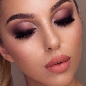 Meet your Posher, Eduanny